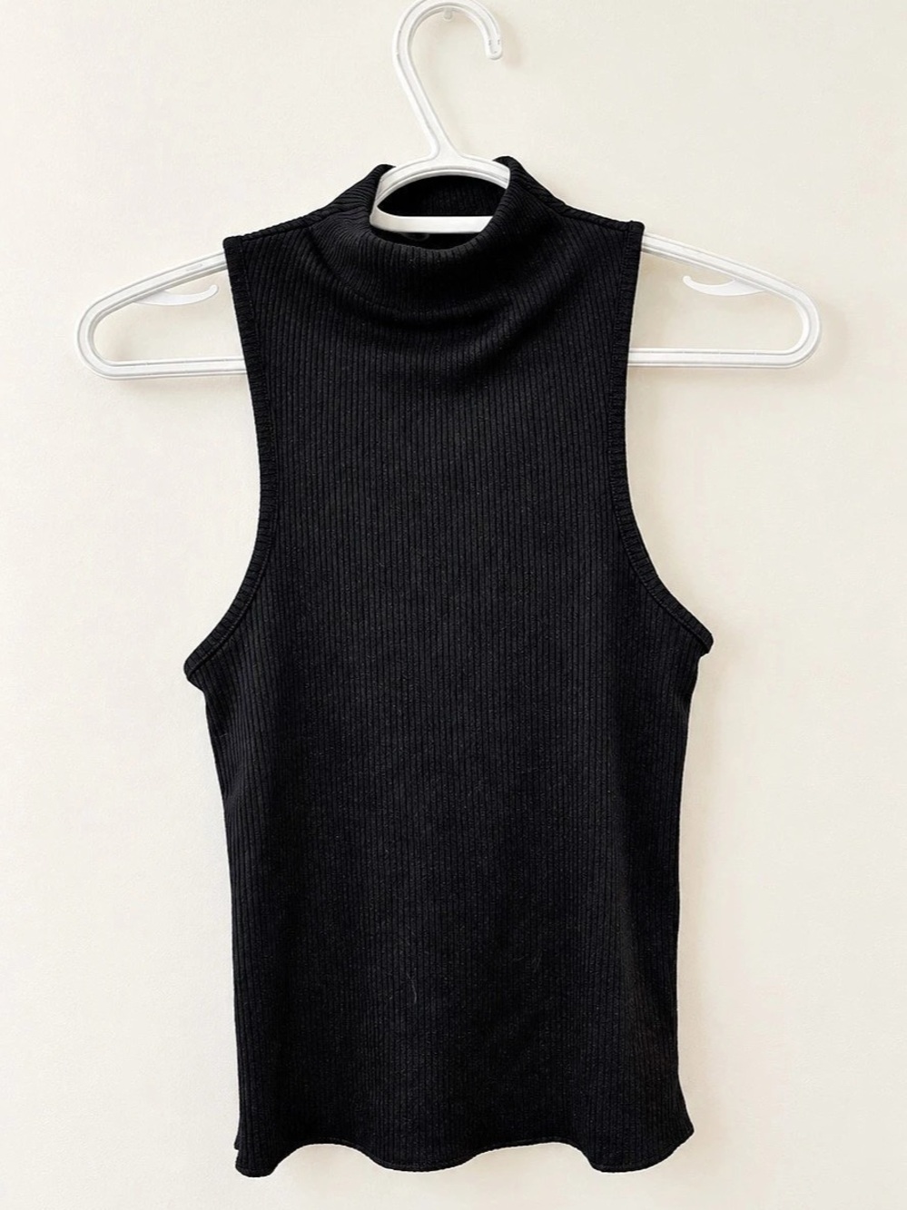 Petite Topshop Black Ribbed Mock Neck Tank Size 2 Like New